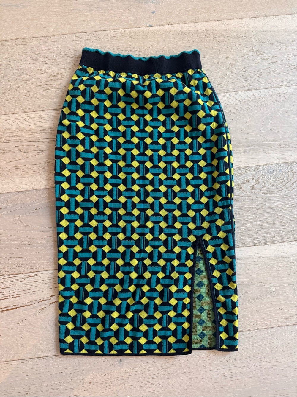 Diane Von Furstenberg Geometric Print Pencil Skirt in Teal and Yellow - Picture 1 of 2